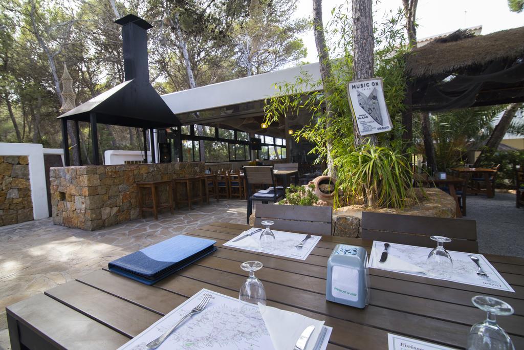 Hostal Cala Boix Es Cana Zewnętrze zdjęcie