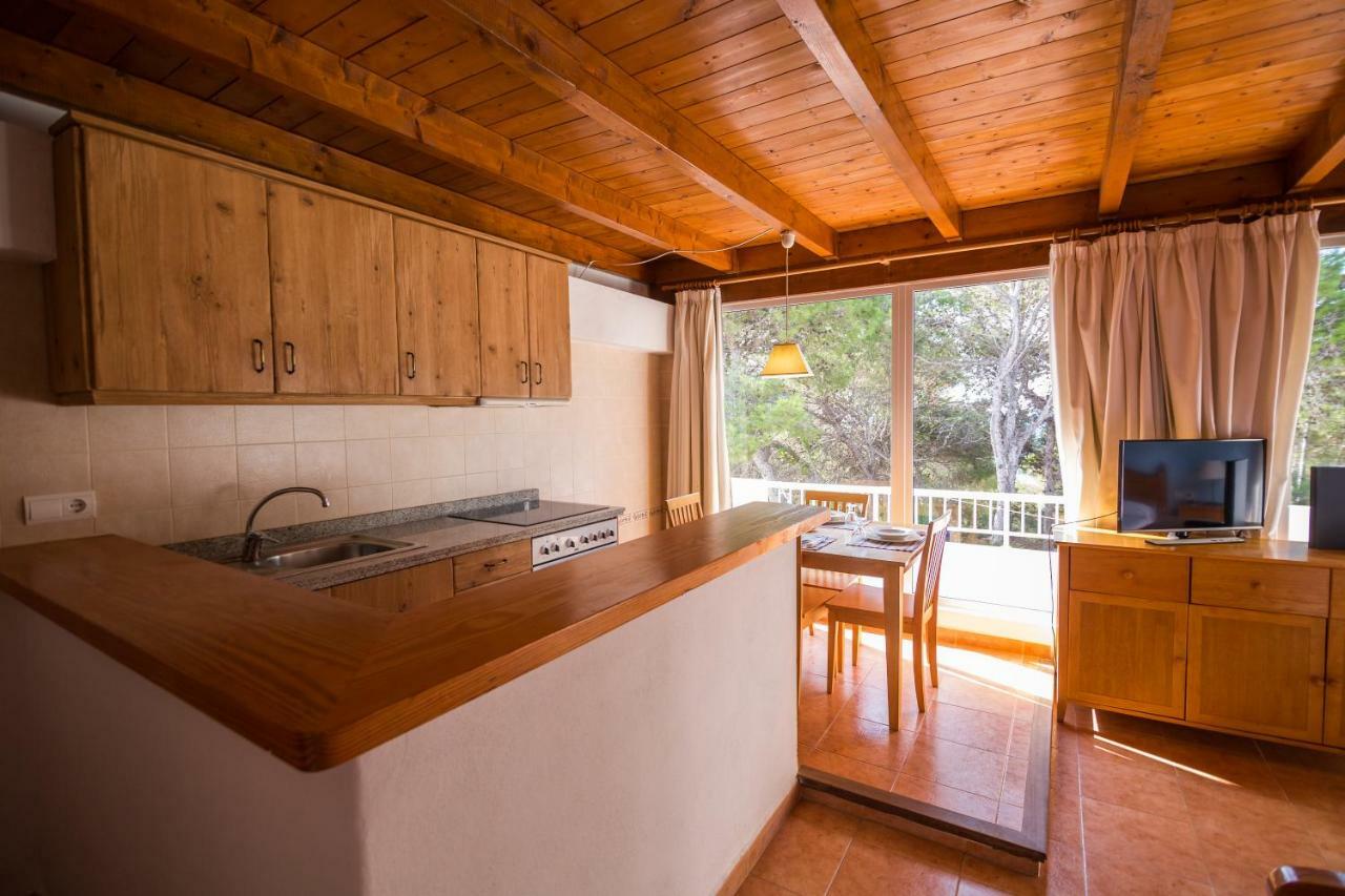 Hostal Cala Boix Es Cana Zewnętrze zdjęcie