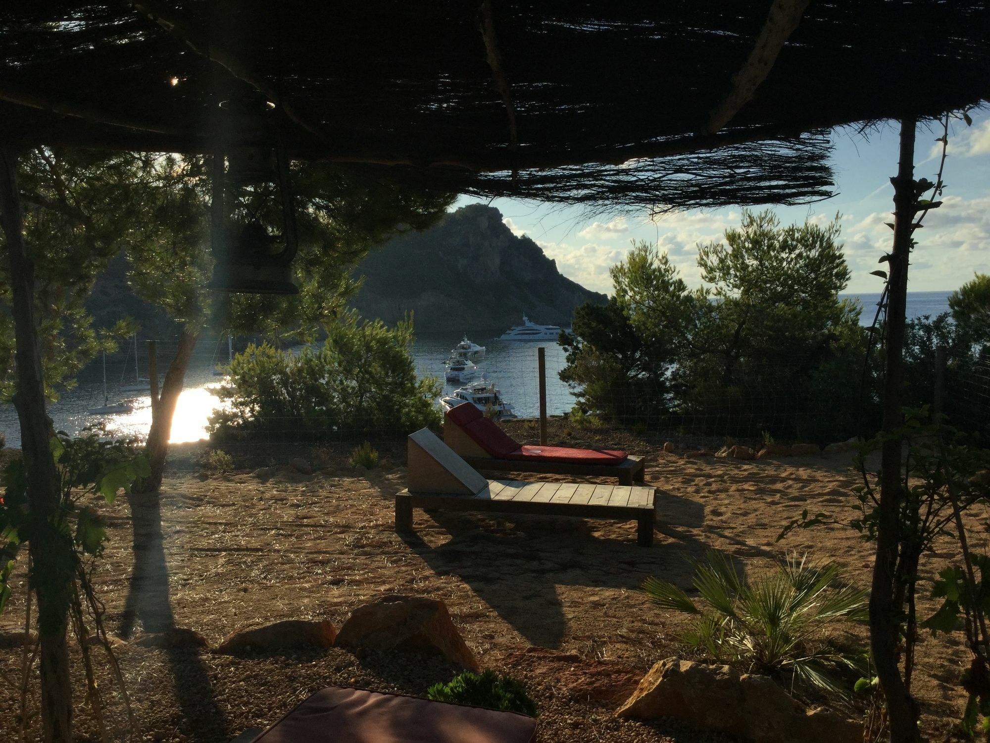 Hostal Cala Boix Es Cana Zewnętrze zdjęcie