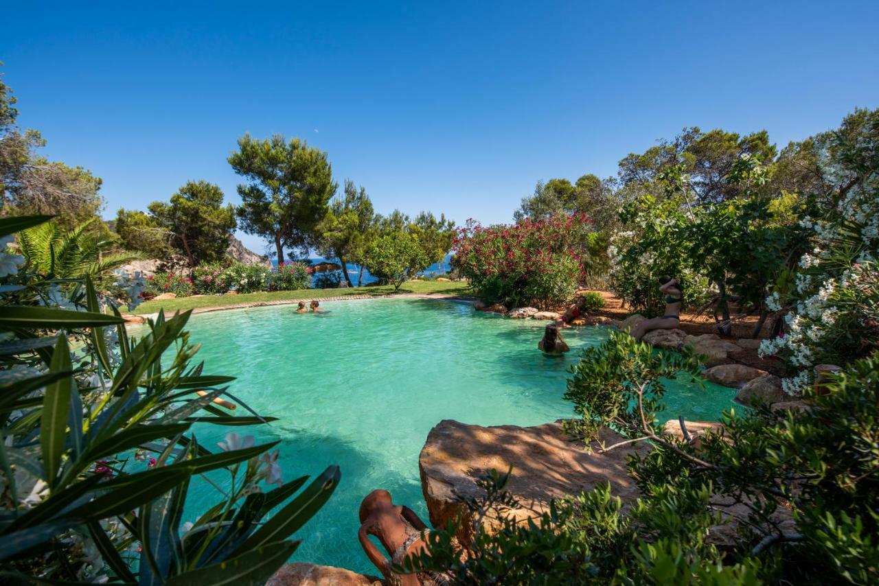 Hostal Cala Boix Es Cana Zewnętrze zdjęcie