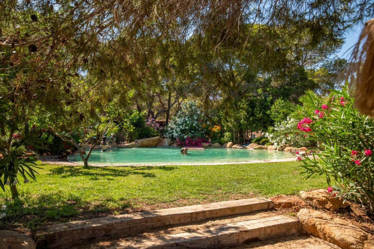 Hostal Cala Boix Es Cana Zewnętrze zdjęcie